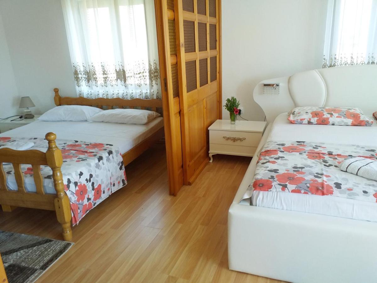Guest House Naser Ulcinj Kültér fotó
