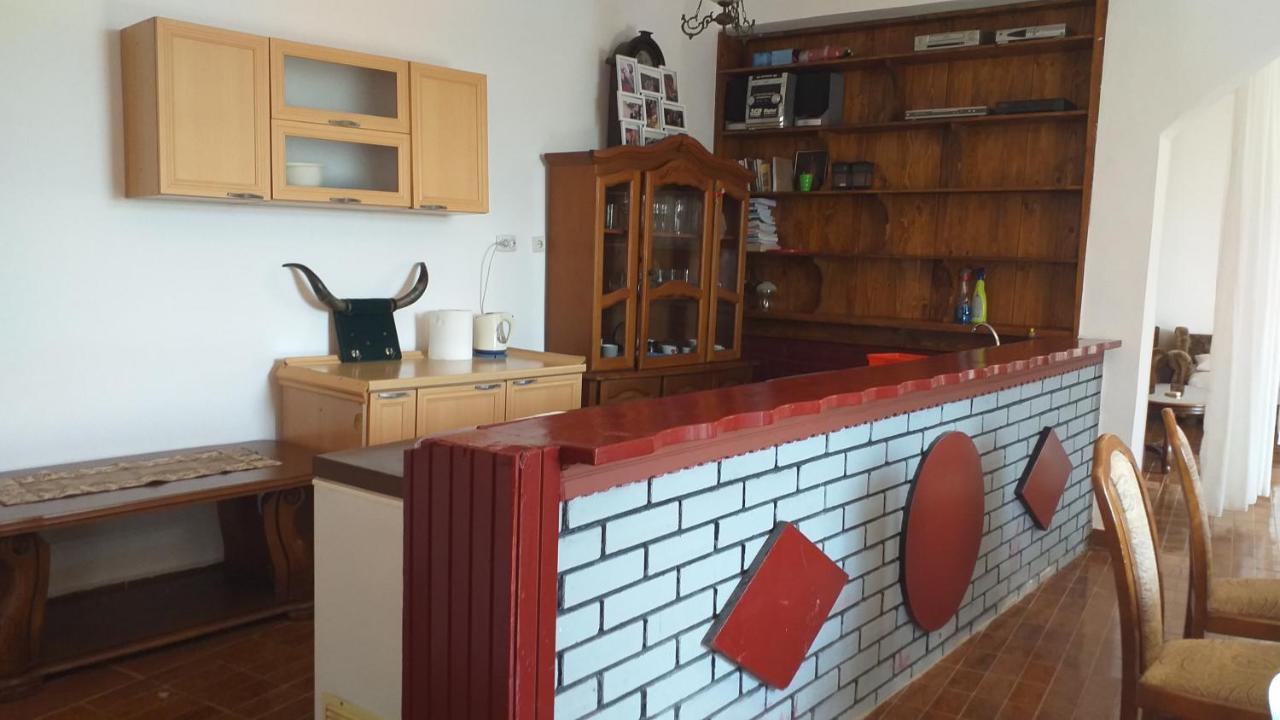 Guest House Naser Ulcinj Kültér fotó
