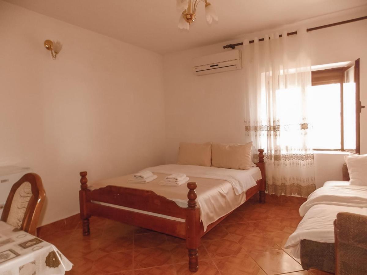Guest House Naser Ulcinj Kültér fotó